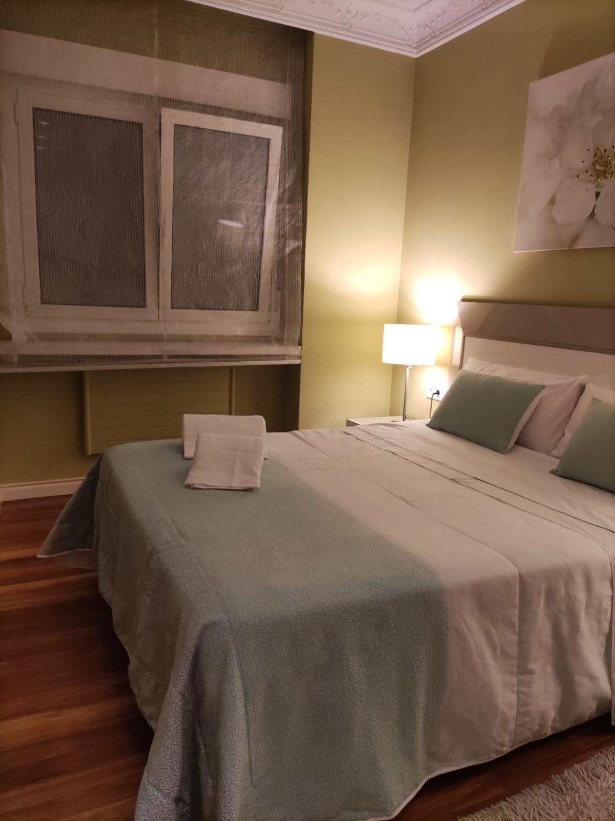 Habitacion En Vivienda Gran Via 빌바오 객실 사진